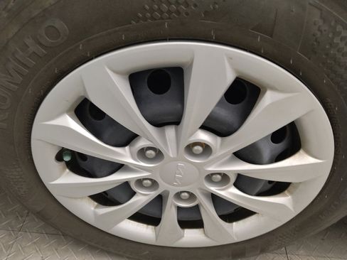 Used 2022 Kia Forte Sedan image 31