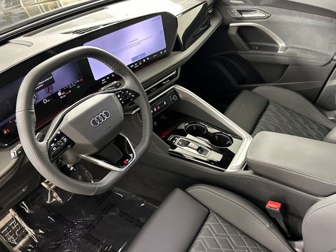 New 2026 Audi SQ5 Premium Plus AWD/4WD image 9