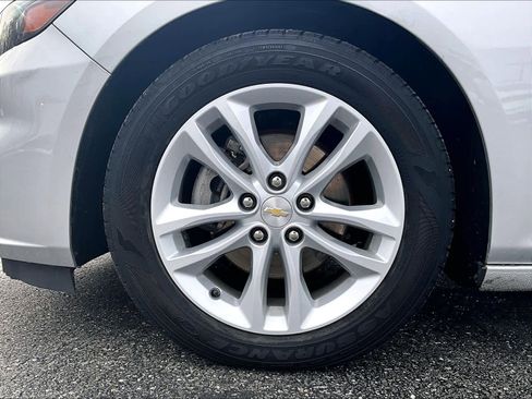 Used 2016 Chevrolet Malibu LT image 7