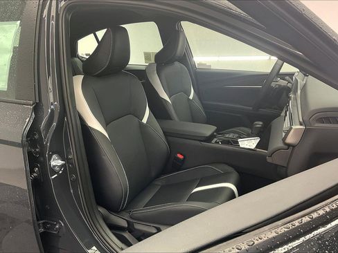 New 2026 Toyota Camry SE FWD image 9
