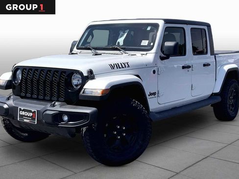 Used 2022 Jeep Gladiator Sport AWD/4WD image 1