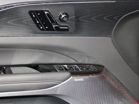 Certified 2025 Cadillac Lyriq Luxury w/ LPO, Floor Liner Package AWD/4WD image 31