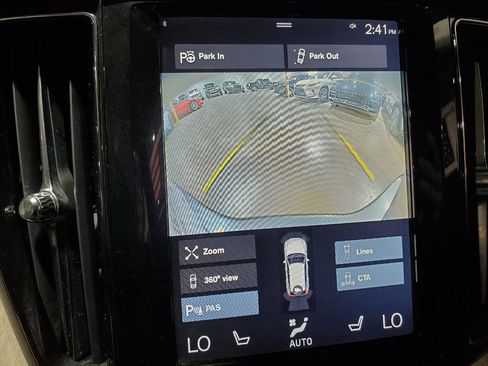 Used 2018 Volvo XC60 T8 Inscription w/ Advanced Package image 32