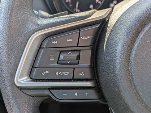 Used 2025 Subaru Outback AWD/4WD image 11
