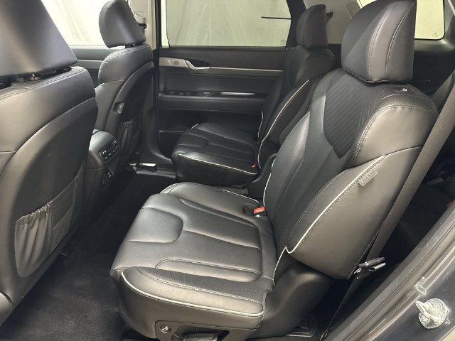 Used 2024 Hyundai Palisade SEL w/ Premium Package AWD/4WD image 13