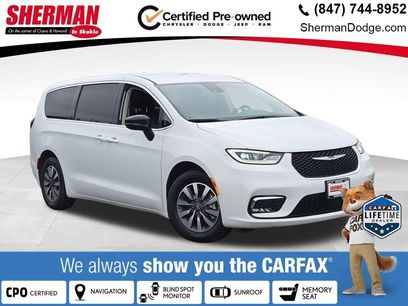 Certified 2024 Chrysler Pacifica Limited