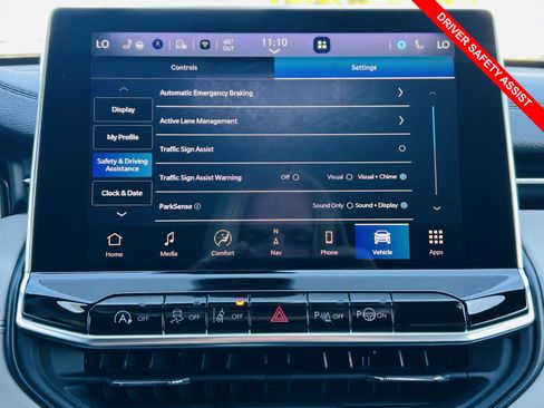 Used 2024 Jeep Compass Limited w/ Elite Group image 10