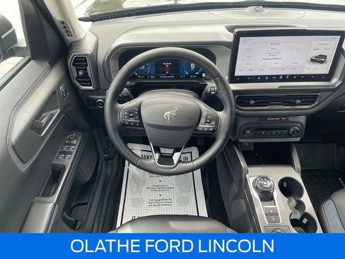 Used 2025 Ford Bronco Sport Outer Banks w/ Outer Banks Tech Package+ AWD/4WD image 15