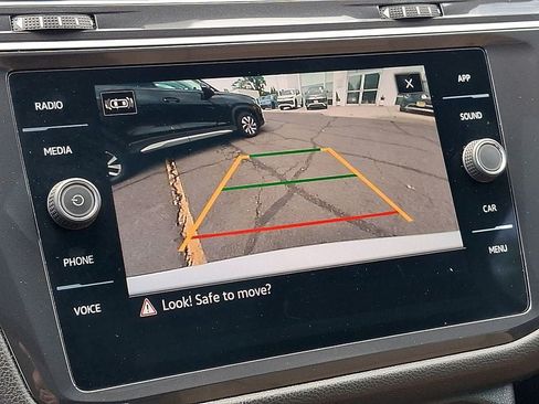 Certified 2023 Volkswagen Tiguan SE R-Line FWD image 19