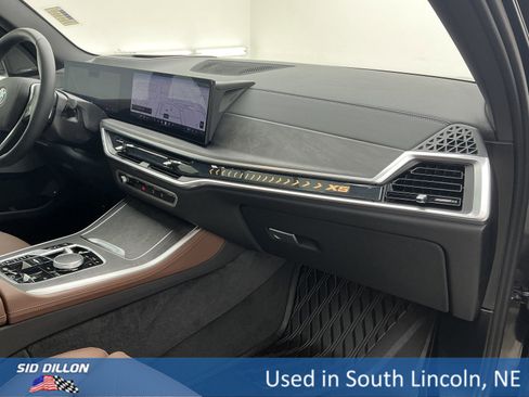 Used 2026 BMW X5 xDrive50e image 24