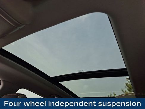 Used 2020 GMC Terrain SLE w/ Driver Convenience Package AWD/4WD image 18