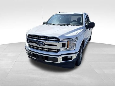 Used 2019 Ford F150 XLT w/ Equipment Group 301A Mid RWD image 4