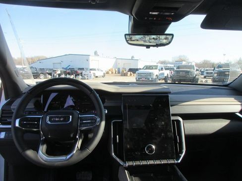 New 2026 GMC Acadia Elevation w/ Super Cruise Package image 17