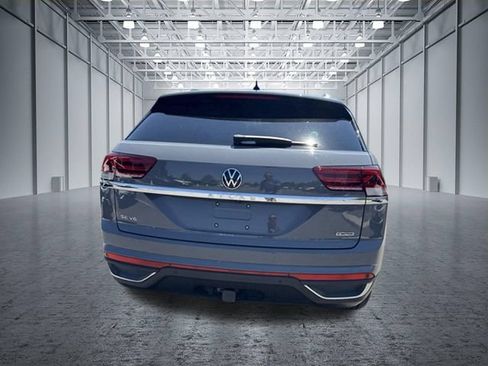 Used 2022 Volkswagen Atlas Cross Sport SE w/ Panoramic Sunroof Package AWD/4WD image 12