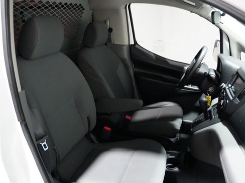 Used 2020 Nissan NV200 SV w/ Back Door Glass Package image 13