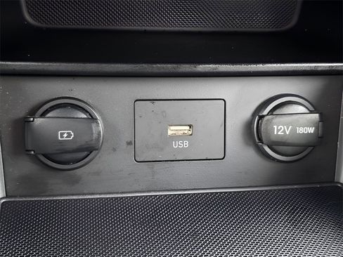 Used 2023 Hyundai Kona SEL image 32