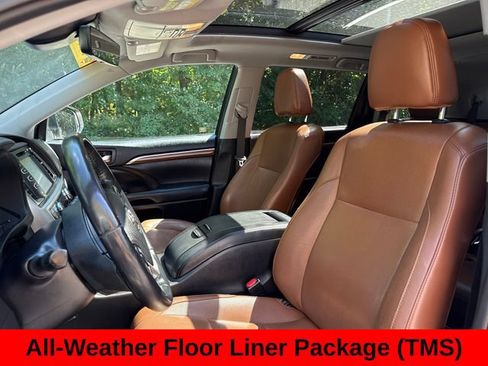 Used 2019 Toyota Highlander Limited Platinum AWD/4WD image 14