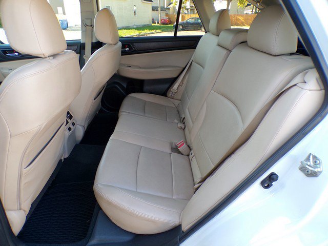 Used 2017 Subaru Outback 2.5i Limited w/ Popular Package #5 AWD/4WD image 10