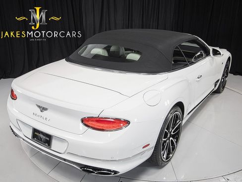 Used 2020 Bentley Continental GT V8 First Edition image 12