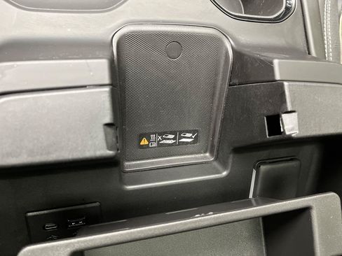 Certified 2026 GMC Sierra 2500 AT4X AWD/4WD image 27