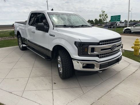 Used 2020 Ford F150 XLT w/ Equipment Group 302A Luxury AWD/4WD image 2