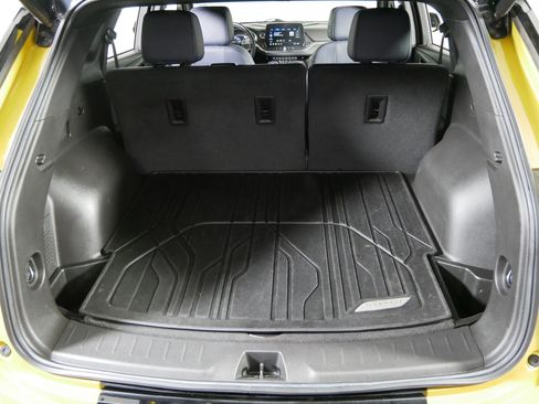 Used 2023 Chevrolet Blazer RS w/ Driver Confidence II Package image 18