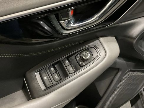 Used 2025 Subaru Outback Onyx Edition w/ Tech Package 2 image 7