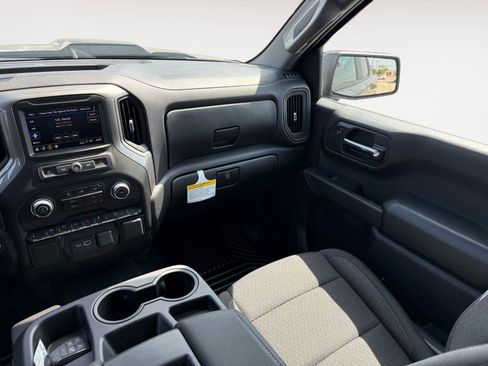 New 2026 Chevrolet Silverado 1500 Custom Trail Boss AWD/4WD image 12