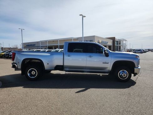 Used 2022 Chevrolet Silverado 3500 LTZ w/ LTZ Texas Edition AWD/4WD image 9
