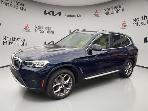 Used 2022 BMW X3 xDrive30i w/ Premium Package 2 AWD/4WD image 2