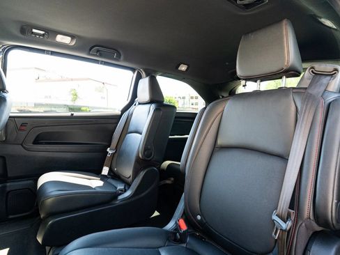 Used 2025 Honda Odyssey Sport-L image 26
