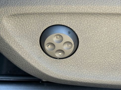 Used 2023 Mercedes-Benz GLE 350 image 28