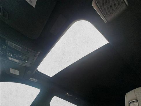 Used 2025 Cadillac Escalade ESV Sport Platinum w/ LPO, ONYX Package image 14