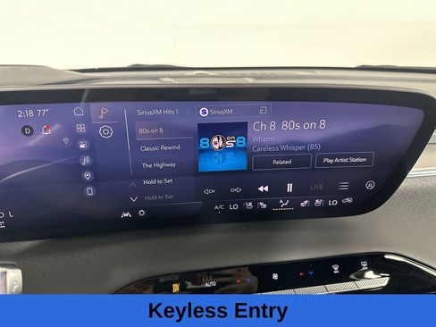 Used 2026 Buick Enclave Avenir w/ Super Cruise Package AWD/4WD image 14