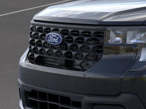 New 2025 Ford Maverick XLT w/ XLT Luxury Package image 18