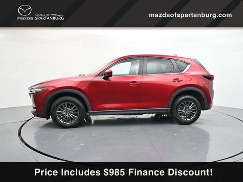 Used 2017 MAZDA CX-5 Touring w/ Preferred Equipment Package image 4