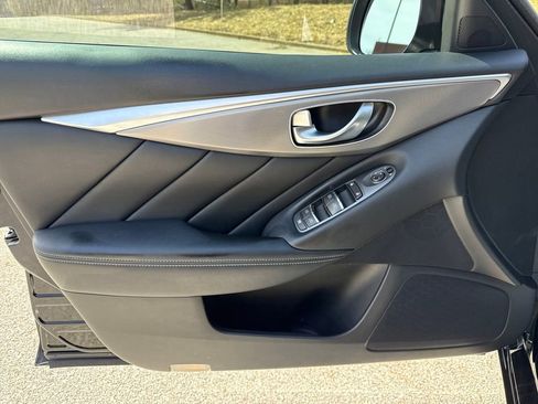 Used 2014 INFINITI Q50 Premium w/ Navigation Package image 12