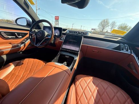 Used 2022 Mercedes-Benz S 500 4MATIC image 24