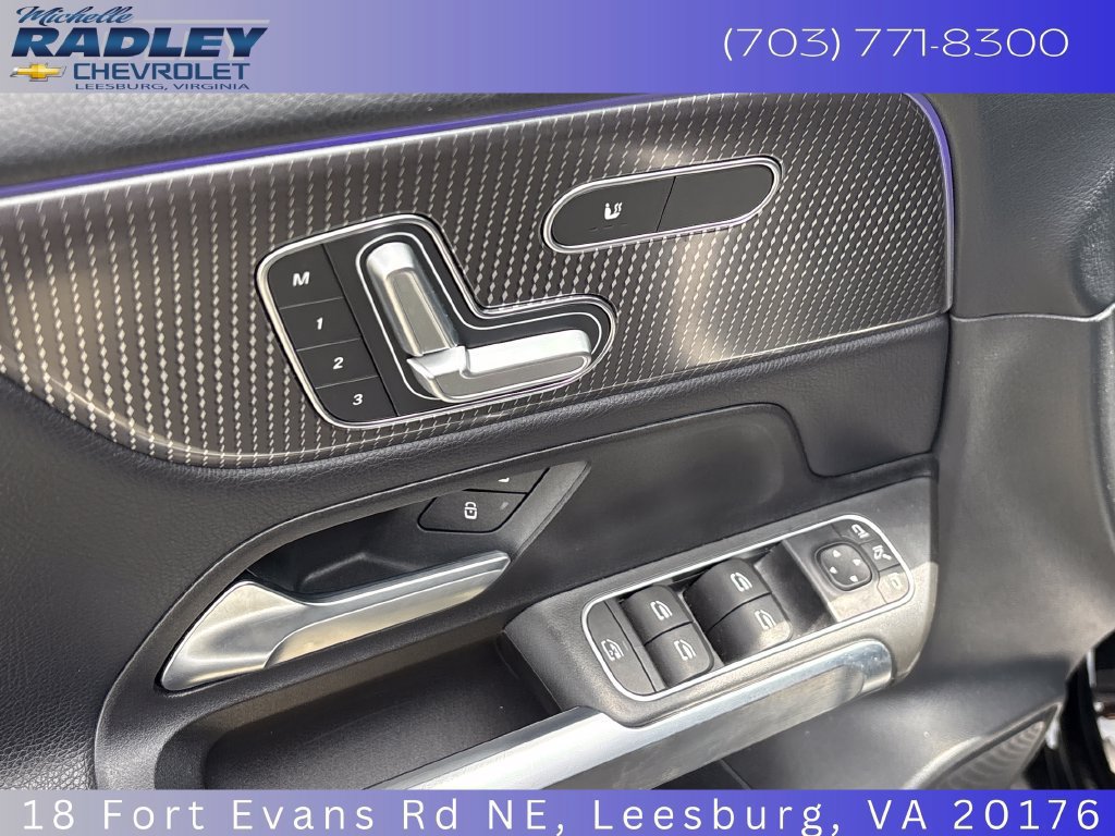 Used 2022 Mercedes-Benz GLB 250 4MATIC image 6