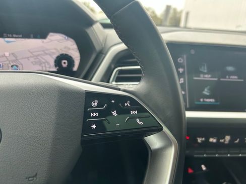 Used 2023 Audi Q4 e-tron Premium Plus w/ Premium Plus image 21