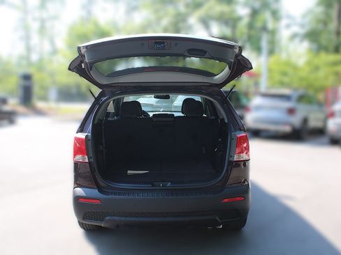 Used 2013 Kia Sorento EX w/ Premium Plus Pkg FWD image 9