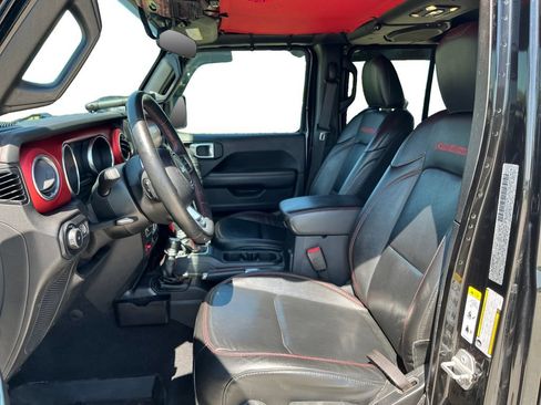 Used 2019 Jeep Wrangler Unlimited Rubicon w/ LED Lighting Group AWD/4WD image 23