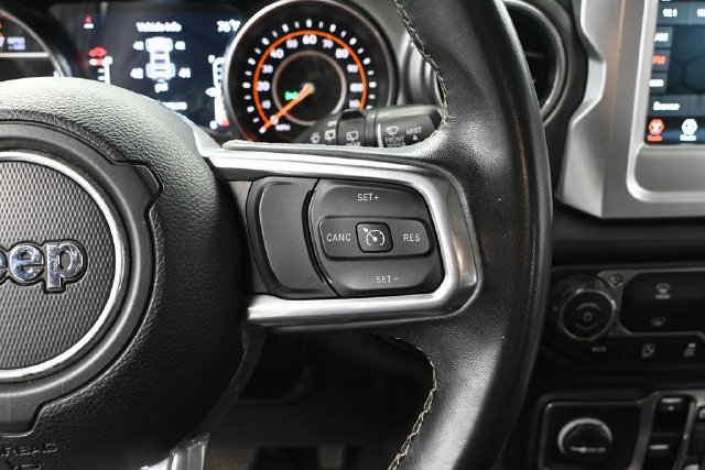 Used 2019 Jeep Wrangler Unlimited Sahara AWD/4WD image 23
