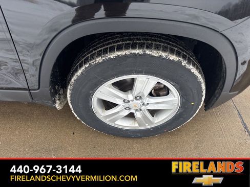 Certified 2022 Chevrolet Trax LS w/ Tint and Cruise Package image 48