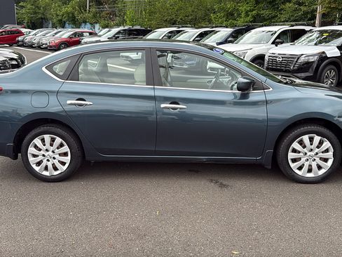 Used 2015 Nissan Sentra SV FWD image 24