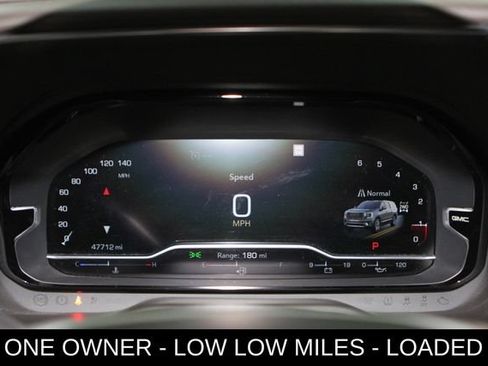 Used 2022 GMC Yukon XL Denali AWD/4WD image 19
