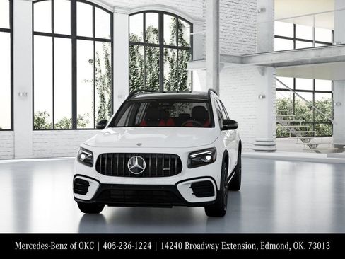 New 2026 Mercedes-Benz GLB 35 AMG 4MATIC image 42
