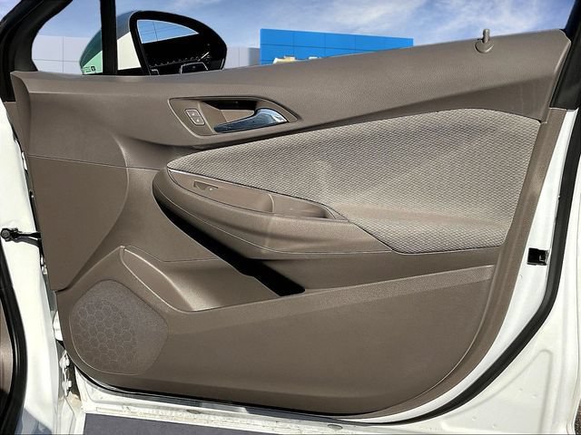 Used 2018 Chevrolet Cruze LT FWD image 30
