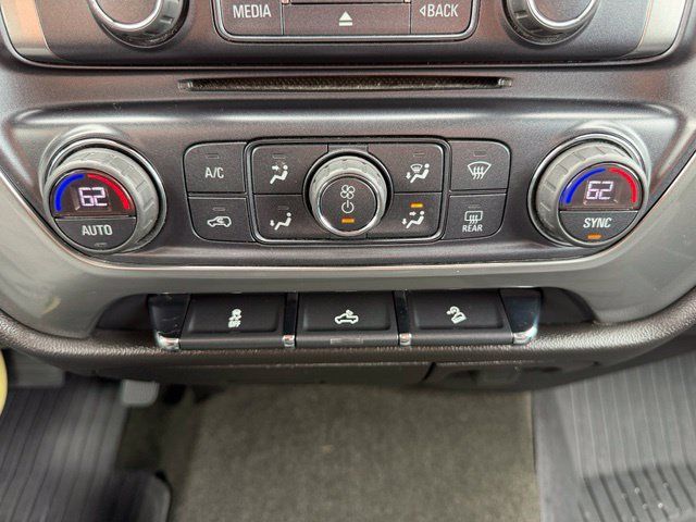 Used 2018 Chevrolet Silverado 1500 LT w/ All Star Edition AWD/4WD image 30