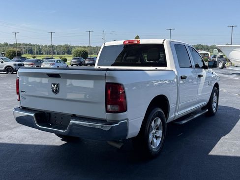 Used 2022 RAM 1500 Classic SLT RWD image 4